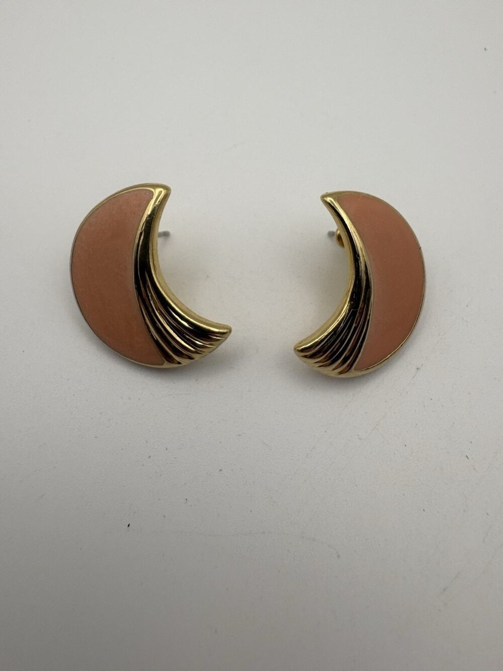 Vintage Trifari Peach Enamel Crescent Moon Gold Tone Pierced Post Earrings 1980s